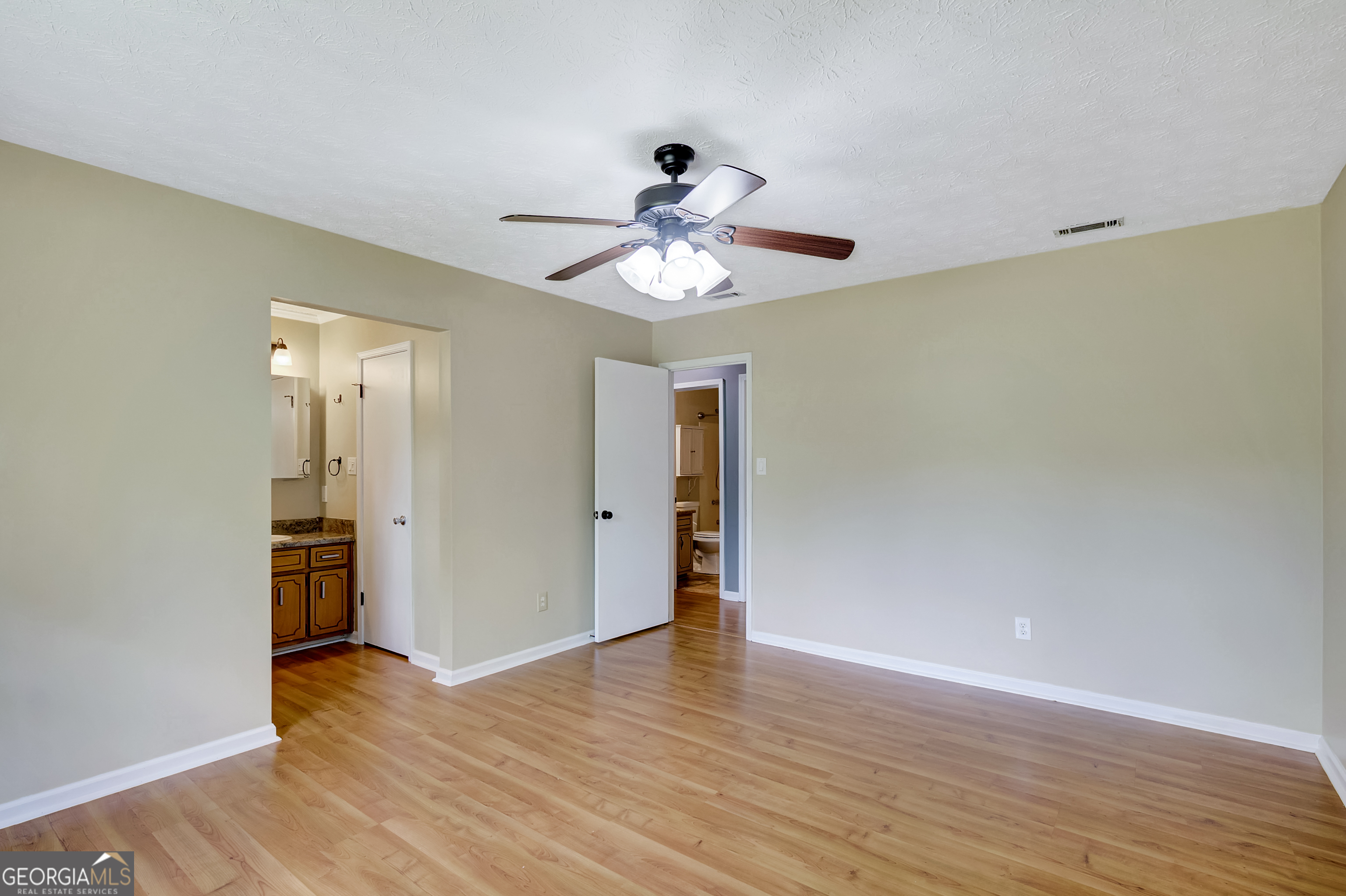 110 Beacon Drive Fayetteville GA 30215