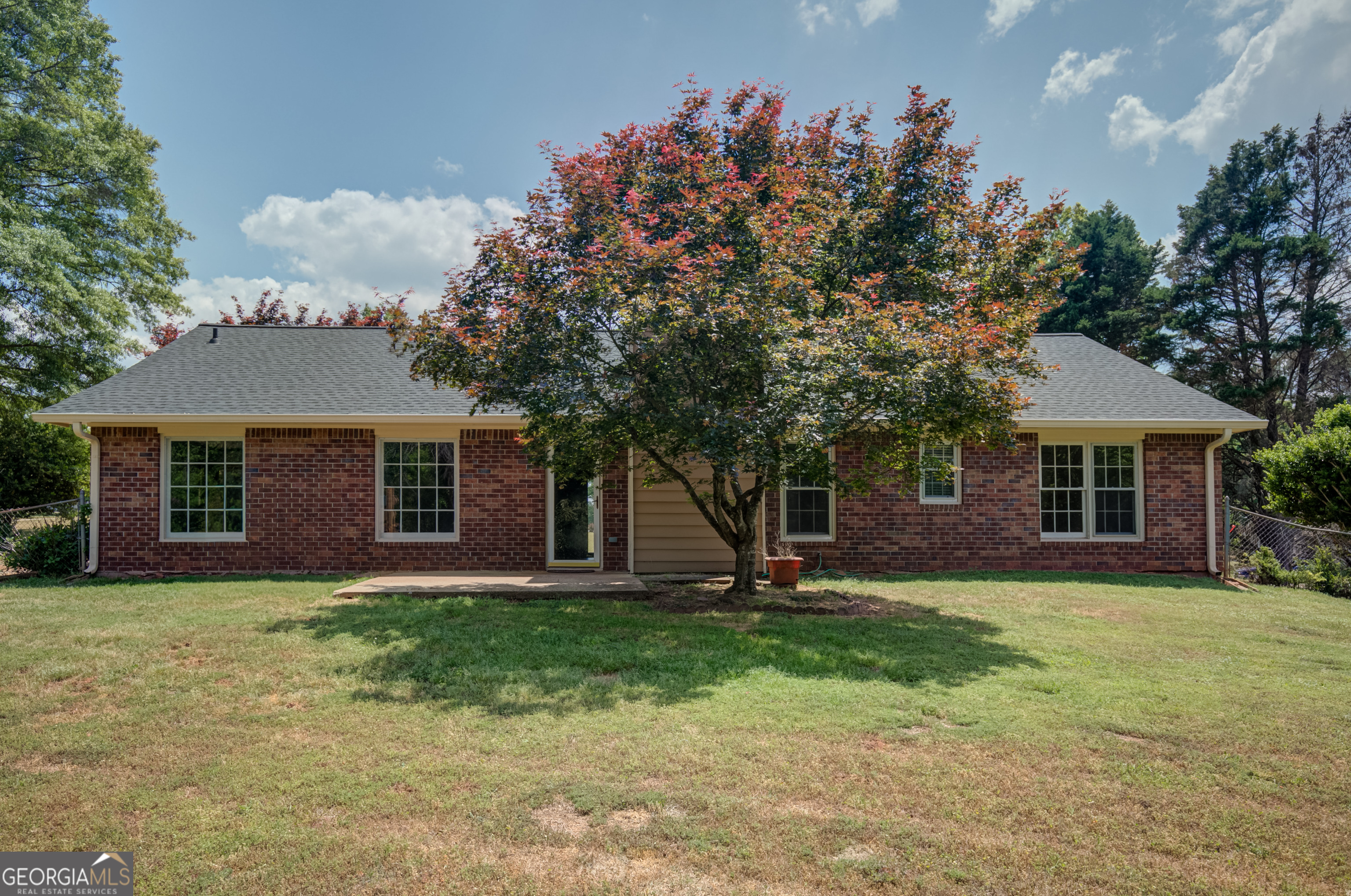 110 Beacon Drive Fayetteville GA 30215