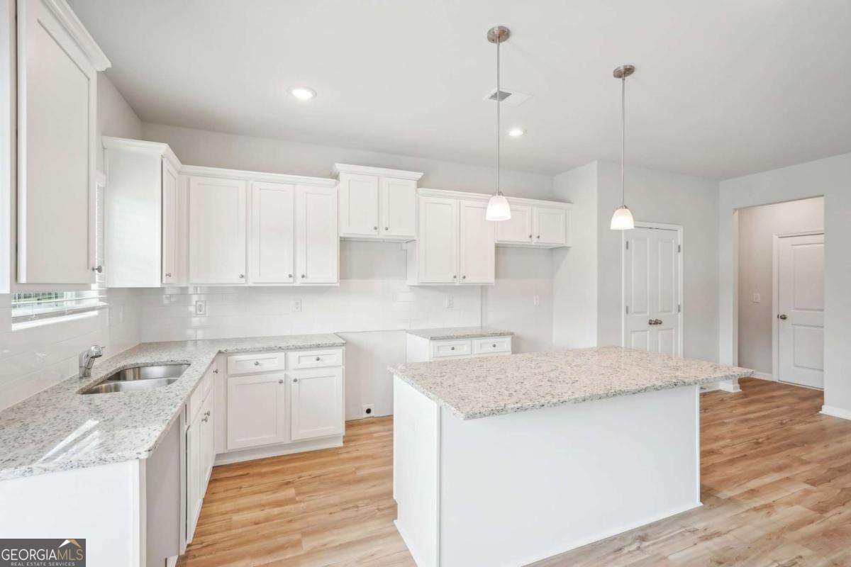 3035 Viewpark Circle Conyers GA 30013