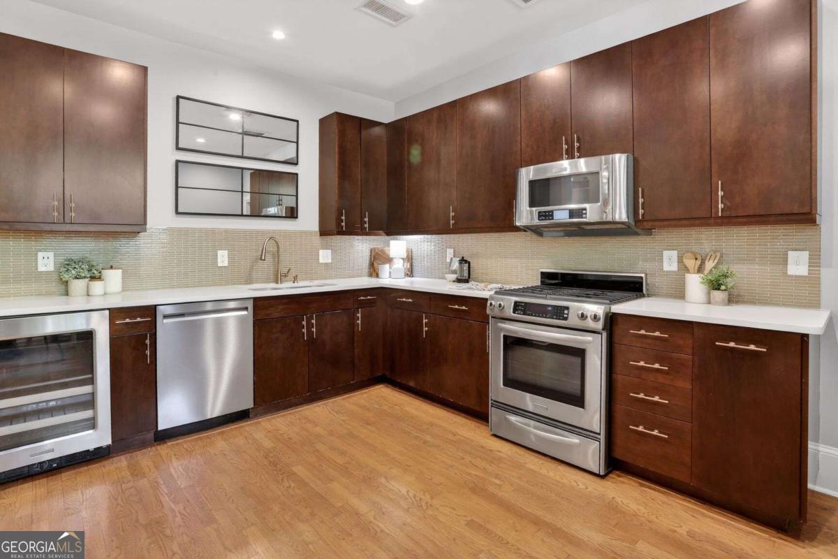 754 Juniper Street NE Atlanta GA 30308