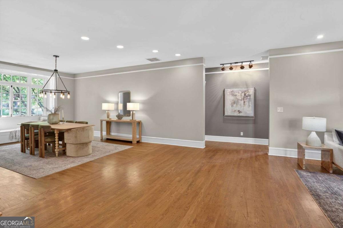 754 Juniper Street NE Atlanta GA 30308