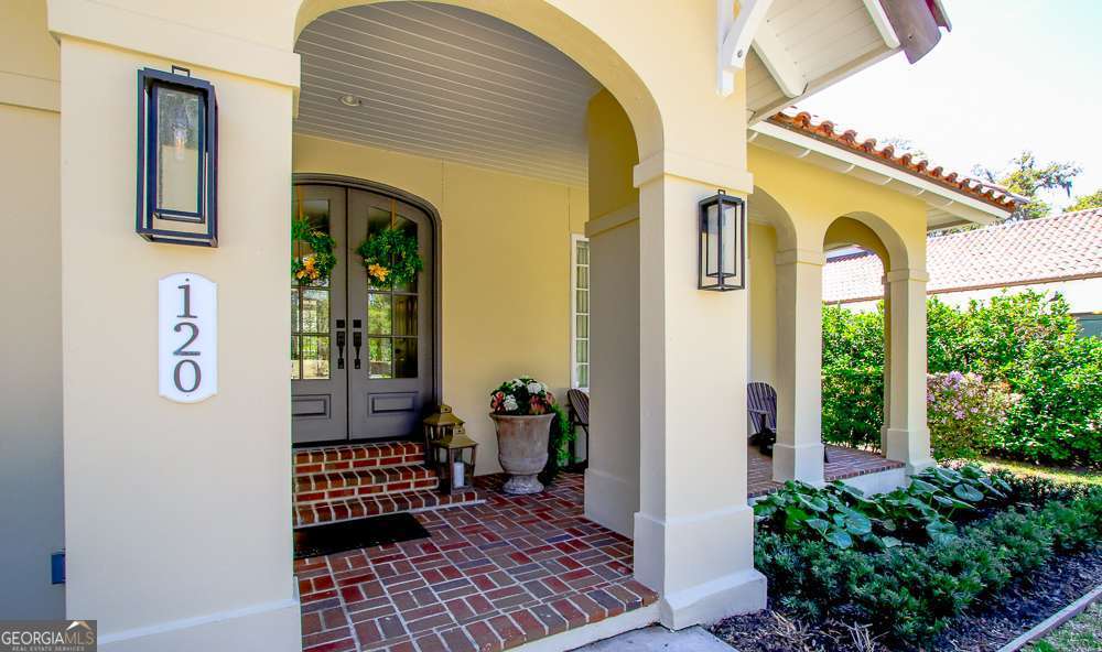 120 Governors Circle St. Simons Island GA 31522