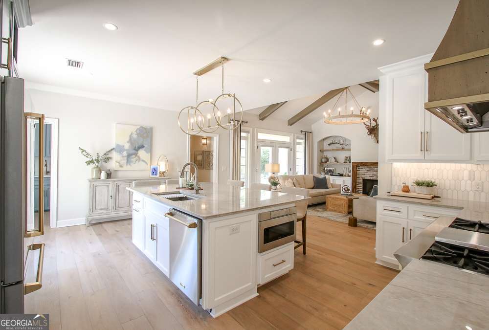 120 Governors Circle St. Simons Island GA 31522