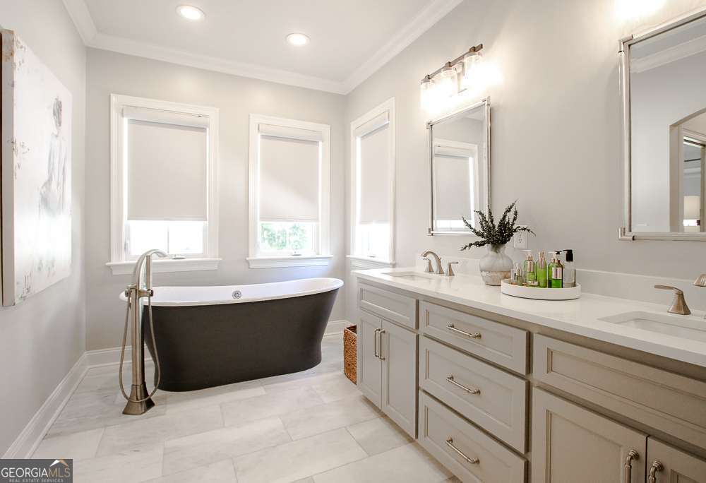 120 Governors Circle St. Simons Island GA 31522