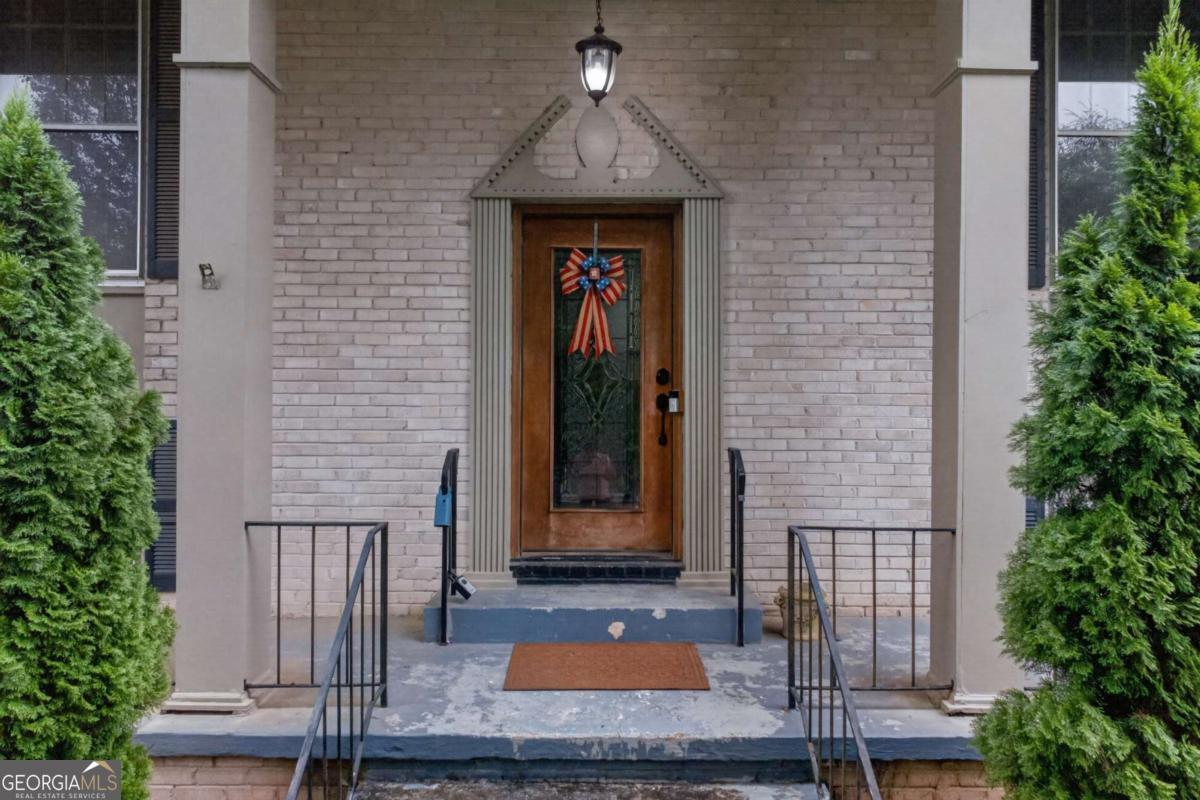 2509 Maclaren Circle Atlanta GA 30360