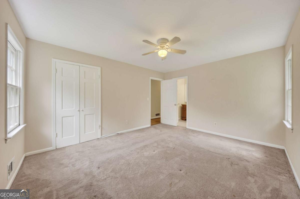 2509 Maclaren Circle Atlanta GA 30360