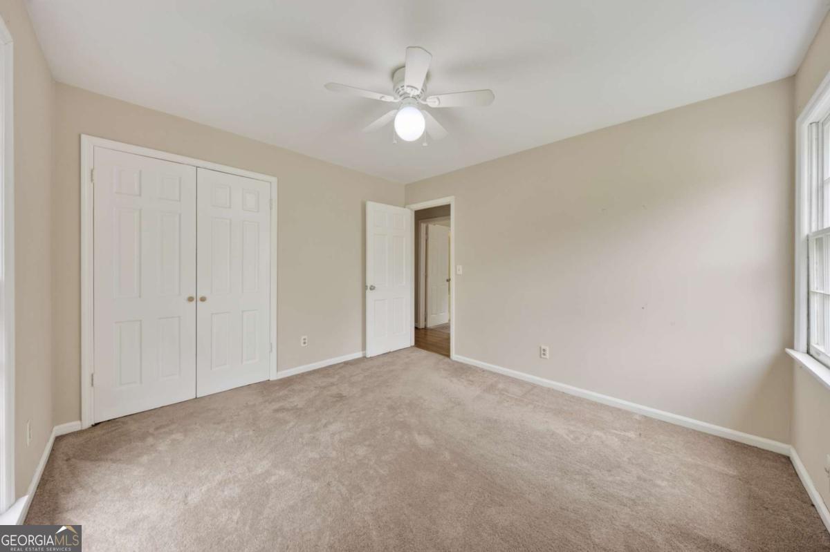 2509 Maclaren Circle Atlanta GA 30360
