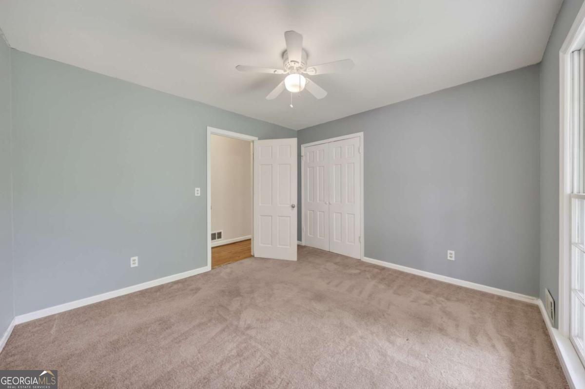 2509 Maclaren Circle Atlanta GA 30360