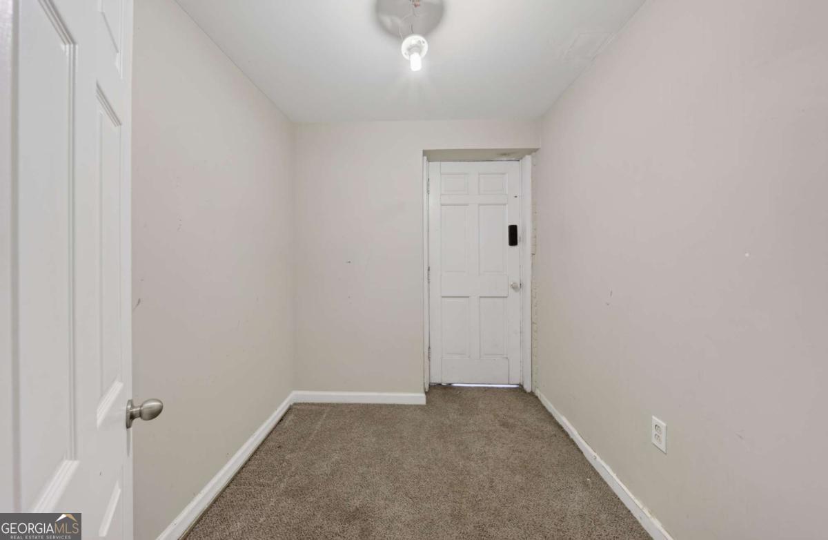 2509 Maclaren Circle Atlanta GA 30360