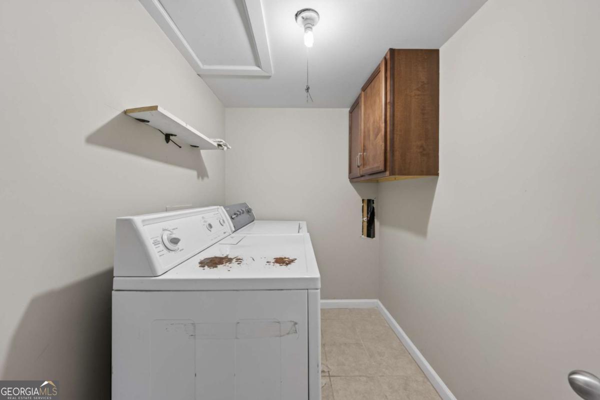 2509 Maclaren Circle Atlanta GA 30360