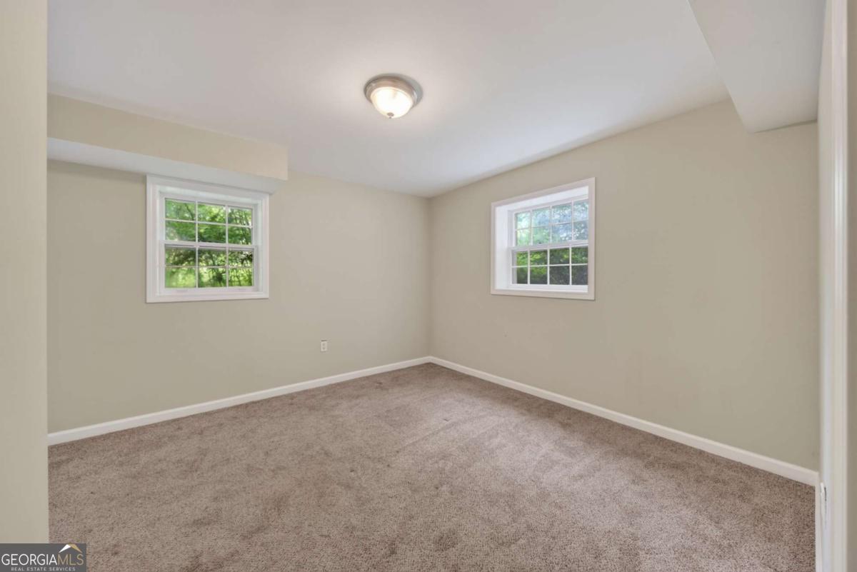 2509 Maclaren Circle Atlanta GA 30360