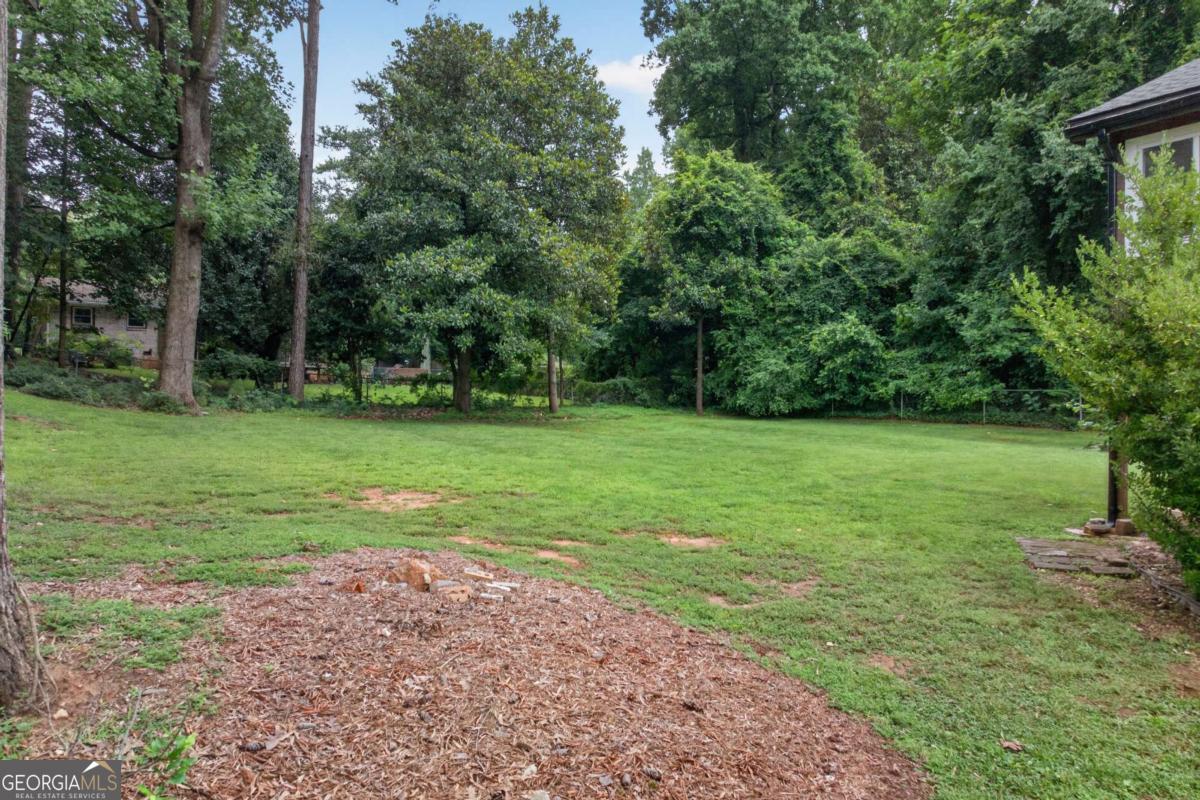 2509 Maclaren Circle Atlanta GA 30360