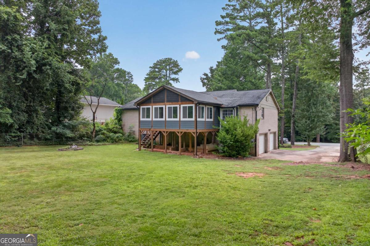 2509 Maclaren Circle Atlanta GA 30360