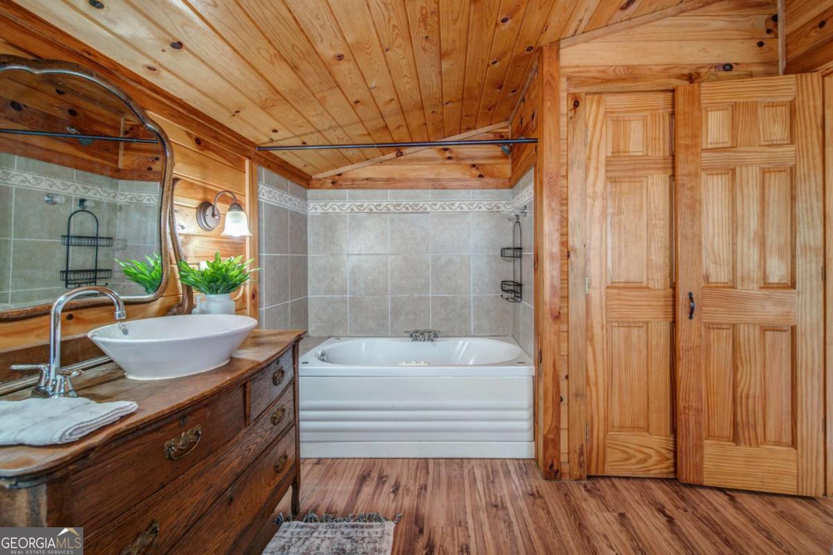 64 Bear Lake Drive Blue Ridge GA 30513