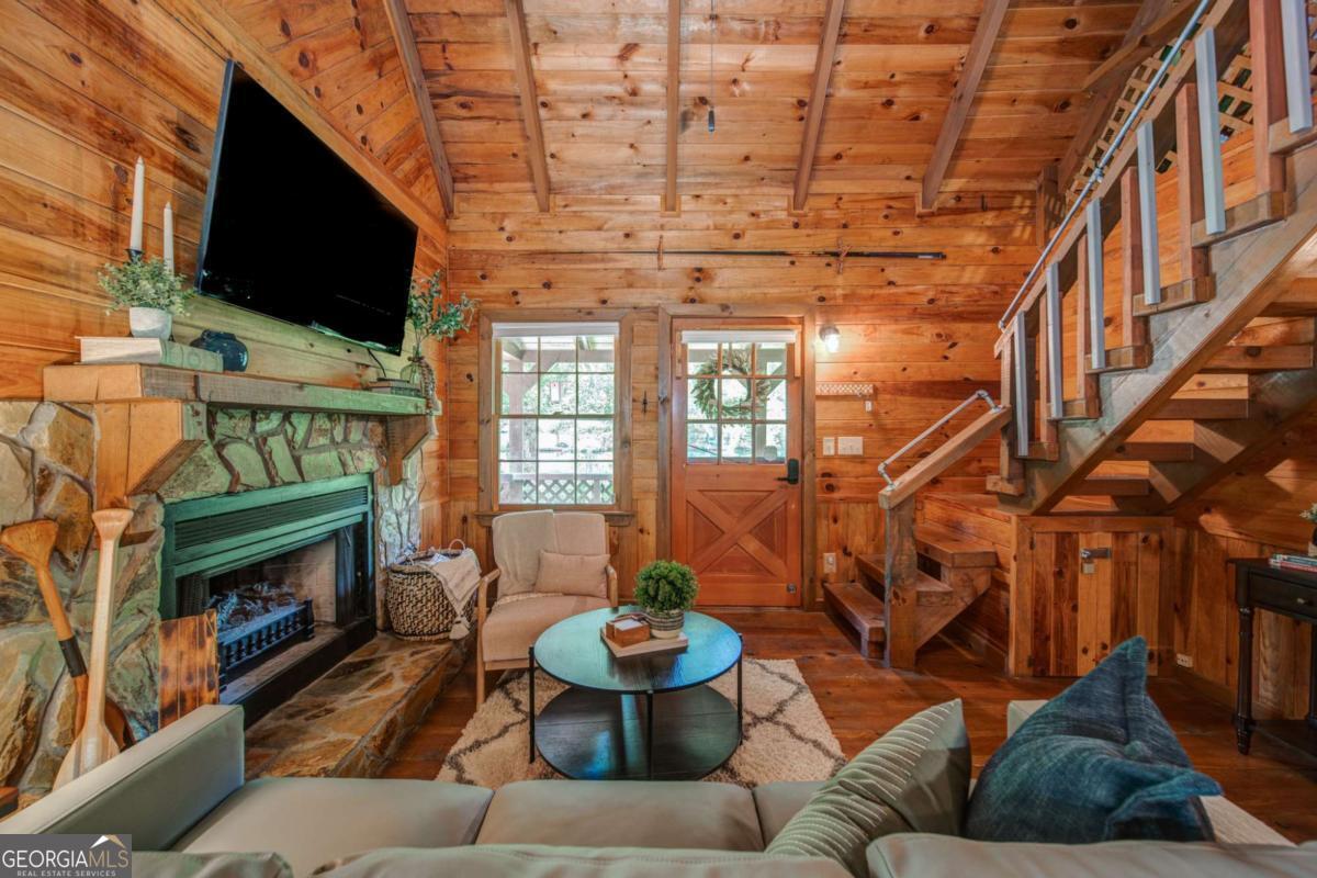 64 Bear Lake Drive Blue Ridge GA 30513