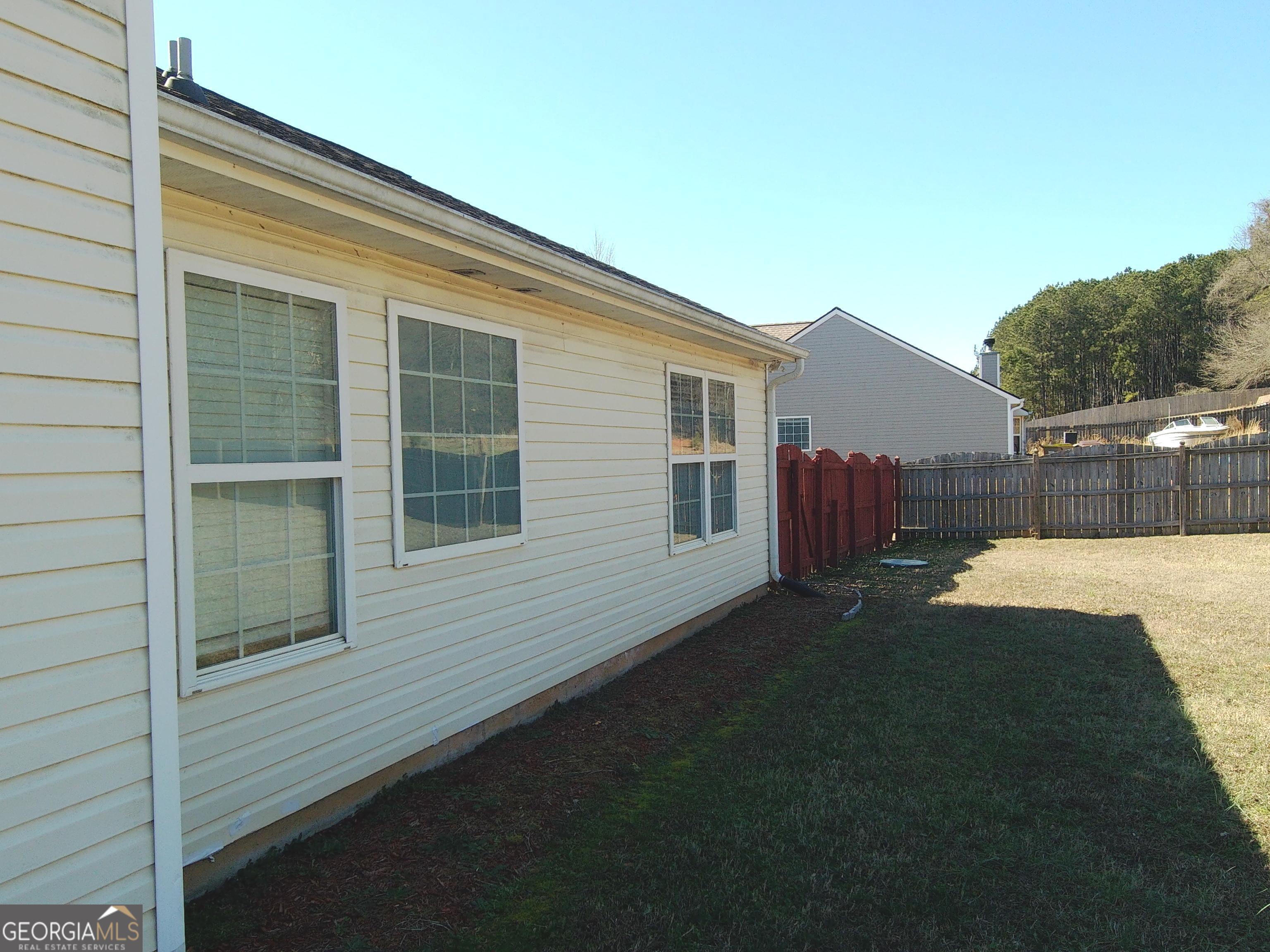 907 Downing Drive Bethlehem GA 30620