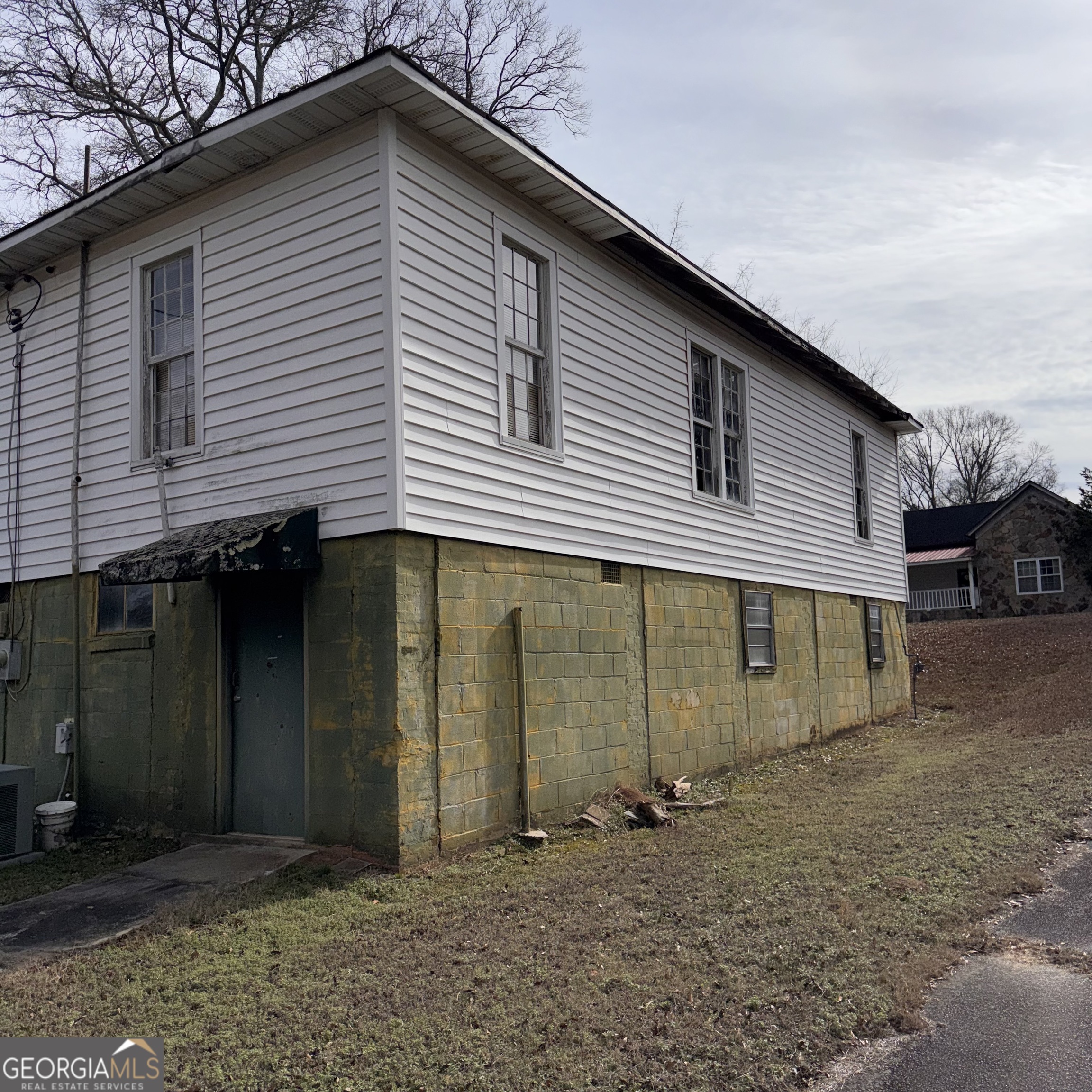 103 E Freeman Street Newnan GA 30263