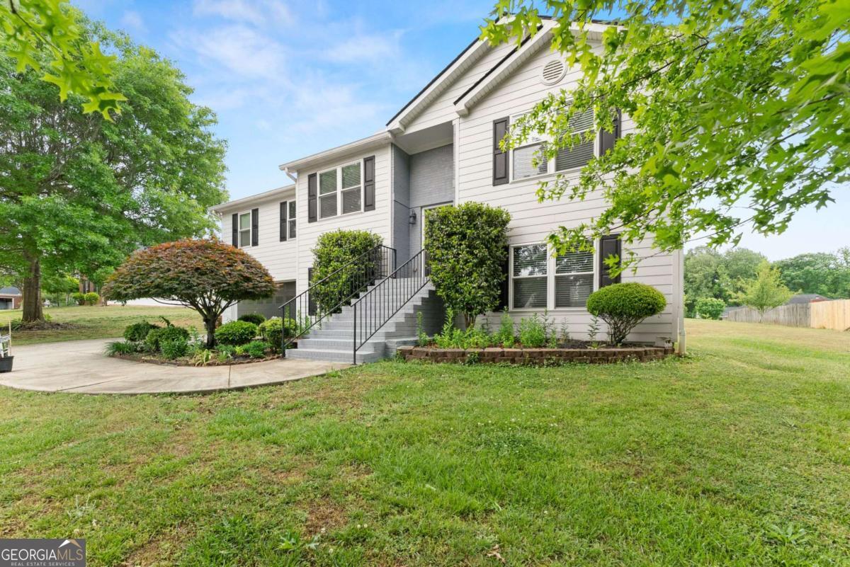 4570 Summerset Drive Gainesville GA 30507