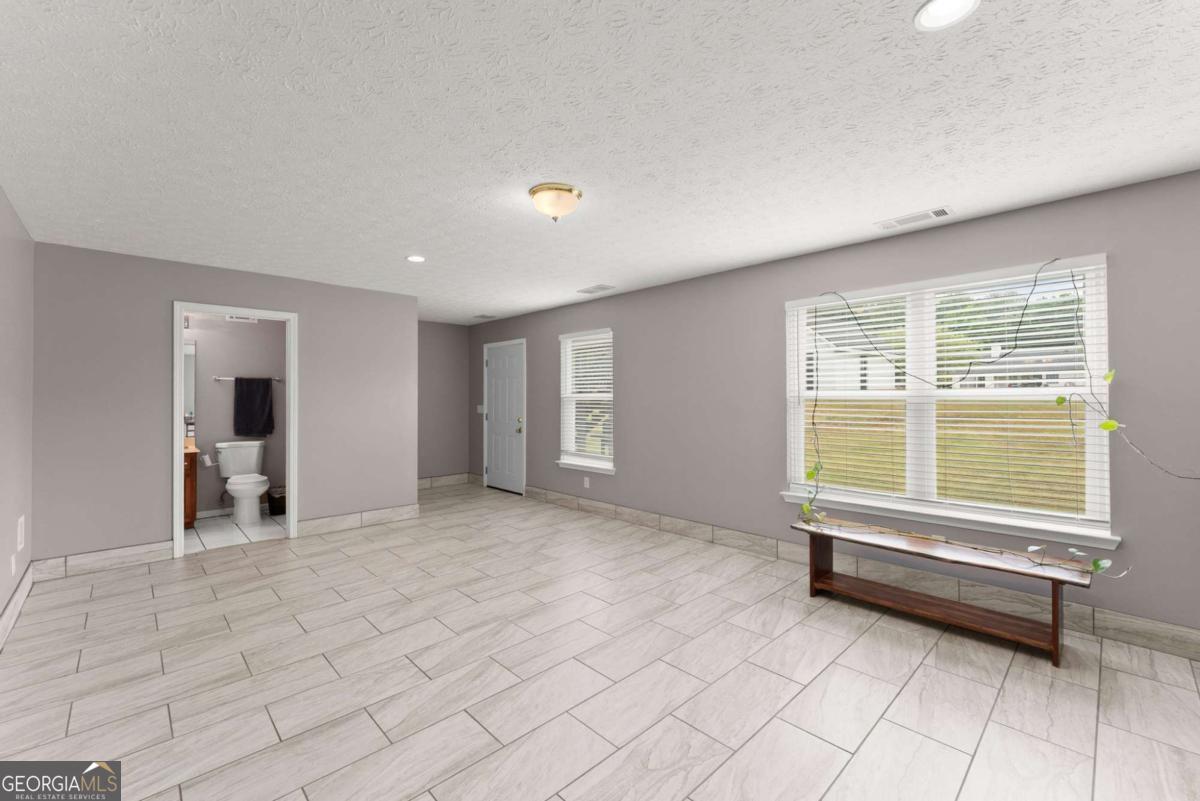 4570 Summerset Drive Gainesville GA 30507