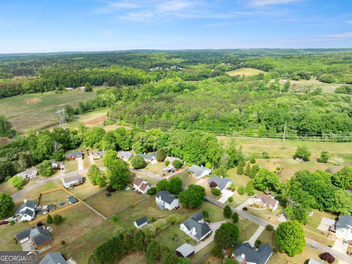 4570 Summerset Drive Gainesville GA 30507