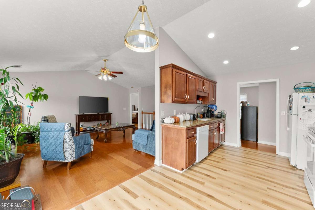 4570 Summerset Drive Gainesville GA 30507