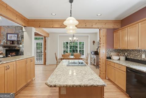 907 Rainbow Circle Cleveland GA 30528