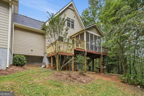 907 Rainbow Circle Cleveland GA 30528