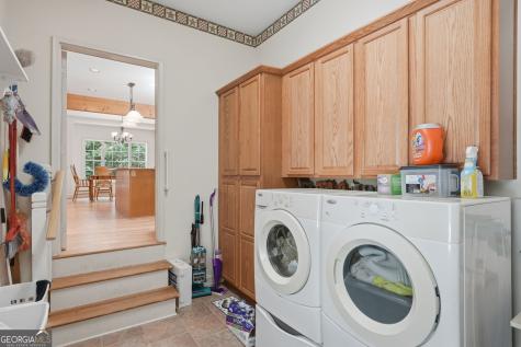 907 Rainbow Circle Cleveland GA 30528