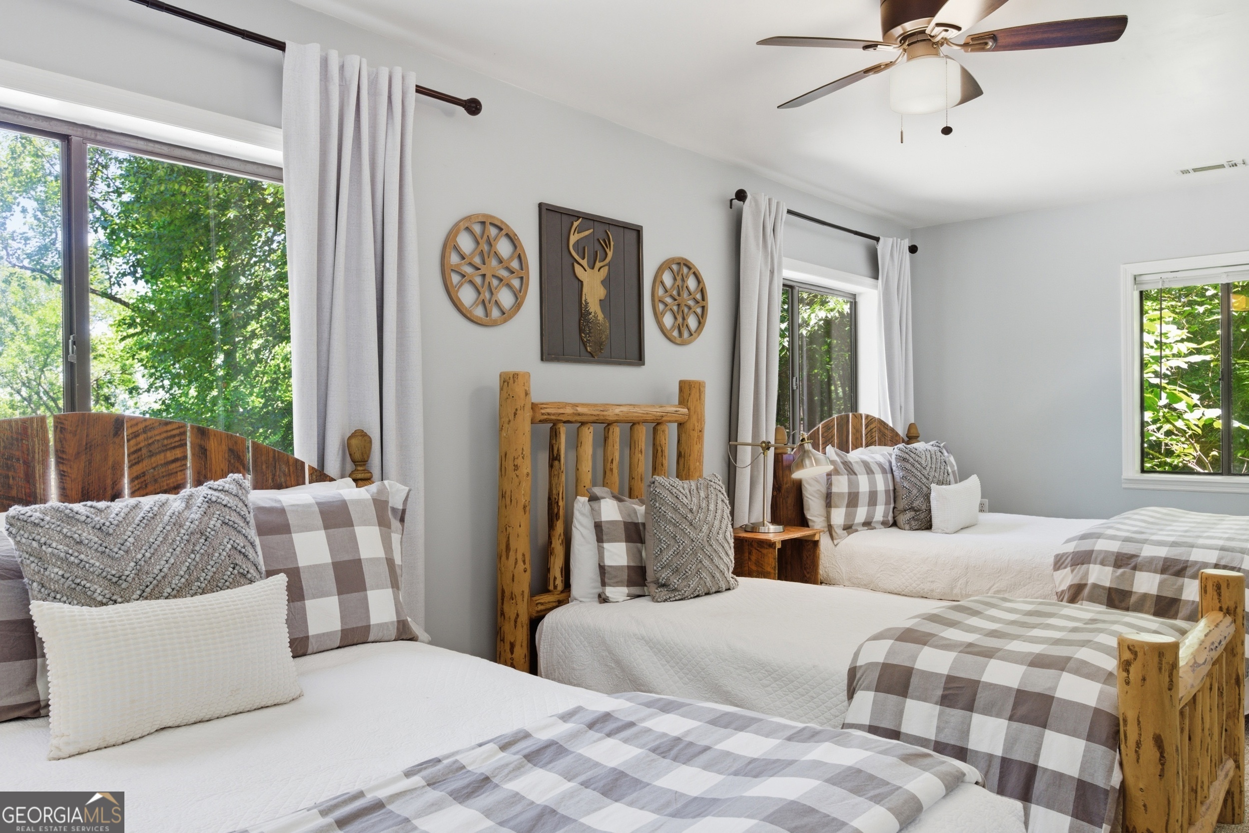 92 Boulder Lane Rabun Gap GA 30568