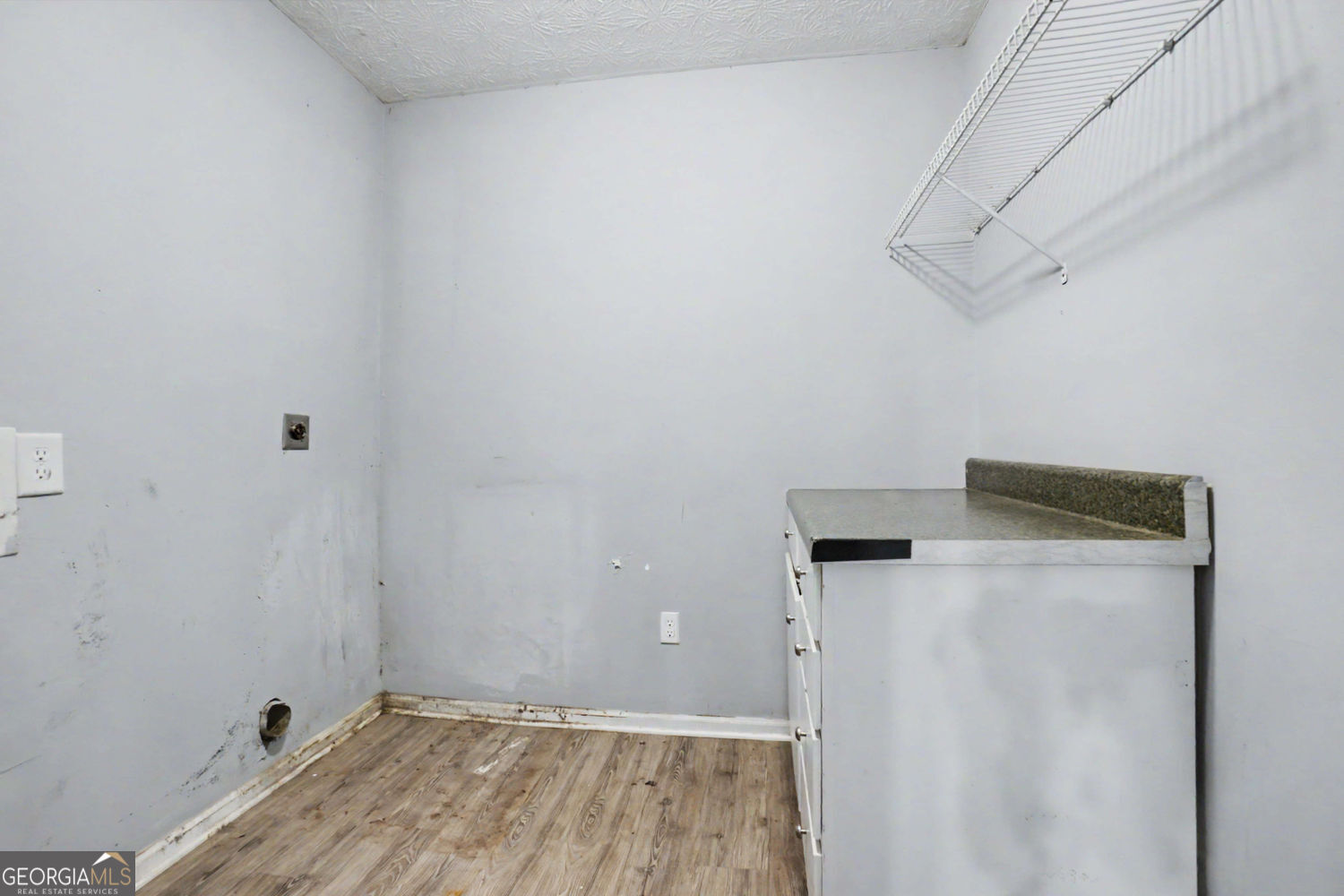 20 Lakeside Drive Ellenwood GA 30294