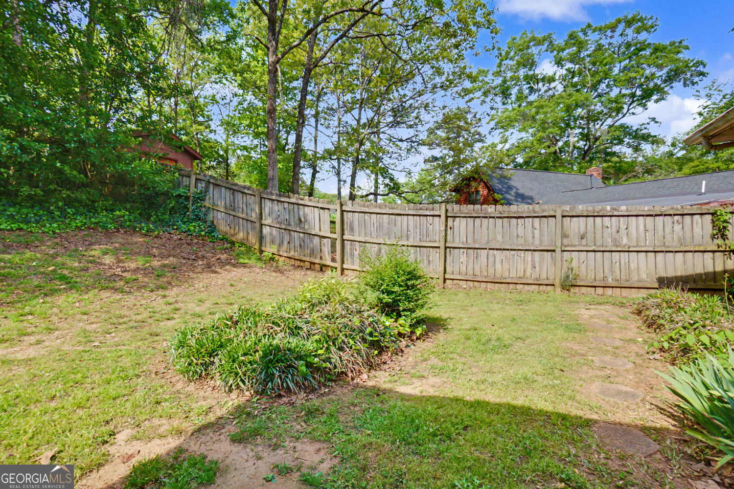 20 Lakeside Drive Ellenwood GA 30294