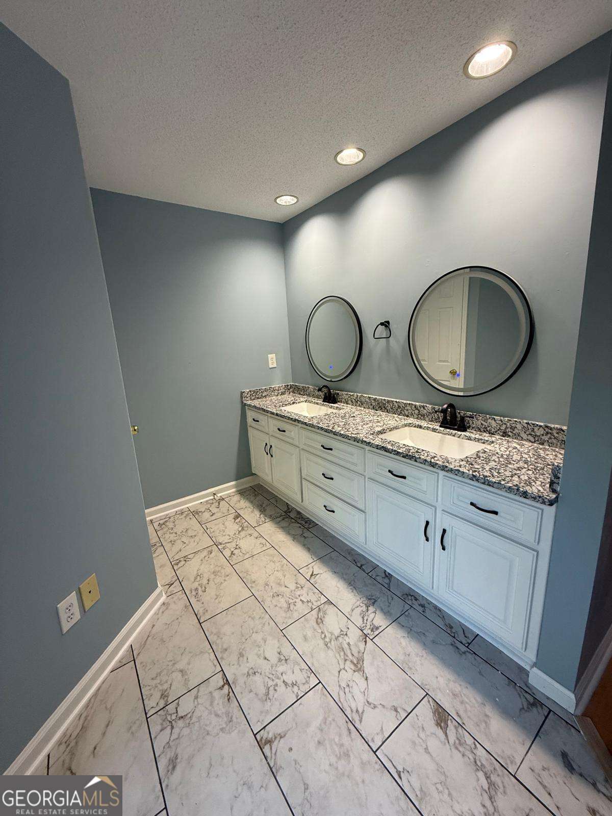 2337 Hollonville Road Brooks GA 30205