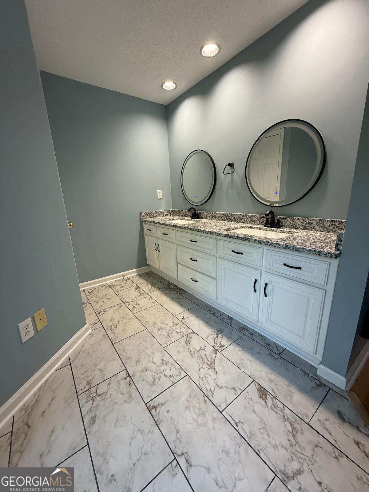 2337 Hollonville Road Brooks GA 30205