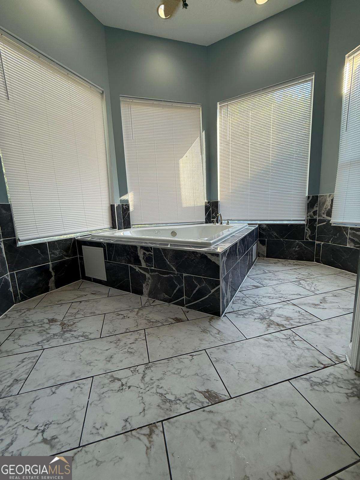 2337 Hollonville Road Brooks GA 30205