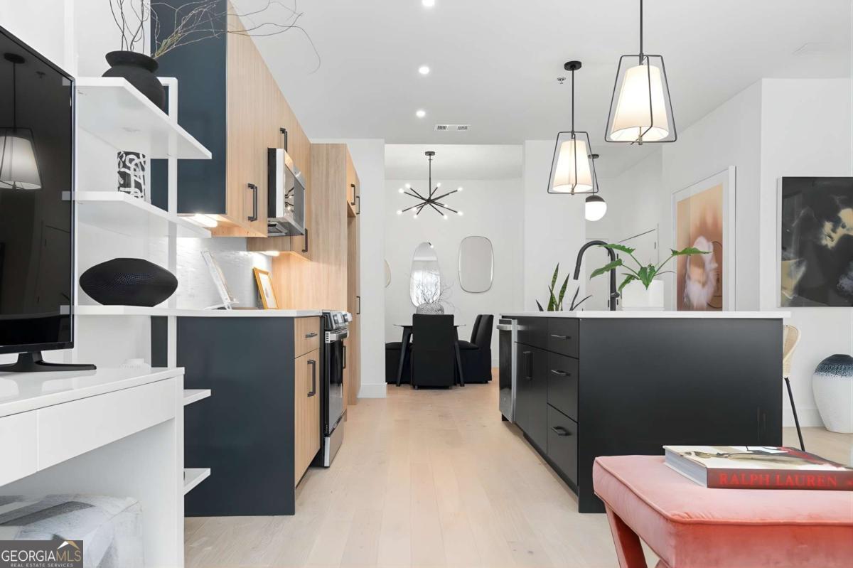 567 Ponce De Leon Avenue Atlanta GA 30308