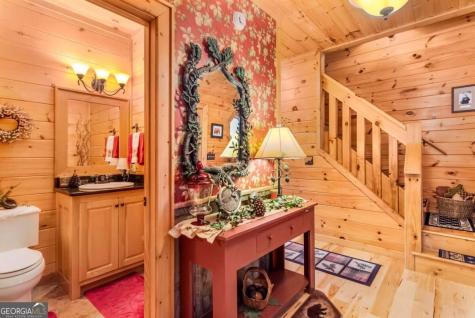 671 Stover Knob Trail Cherry Log GA 30522