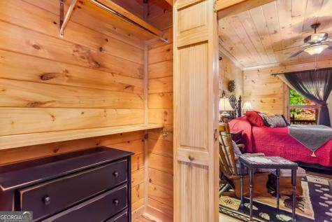 671 Stover Knob Trail Cherry Log GA 30522