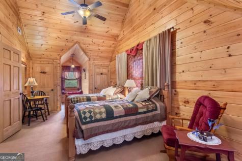 671 Stover Knob Trail Cherry Log GA 30522