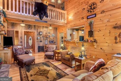 671 Stover Knob Trail Cherry Log GA 30522