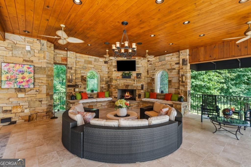 37 Retreat Ridge Cartersville GA 30120