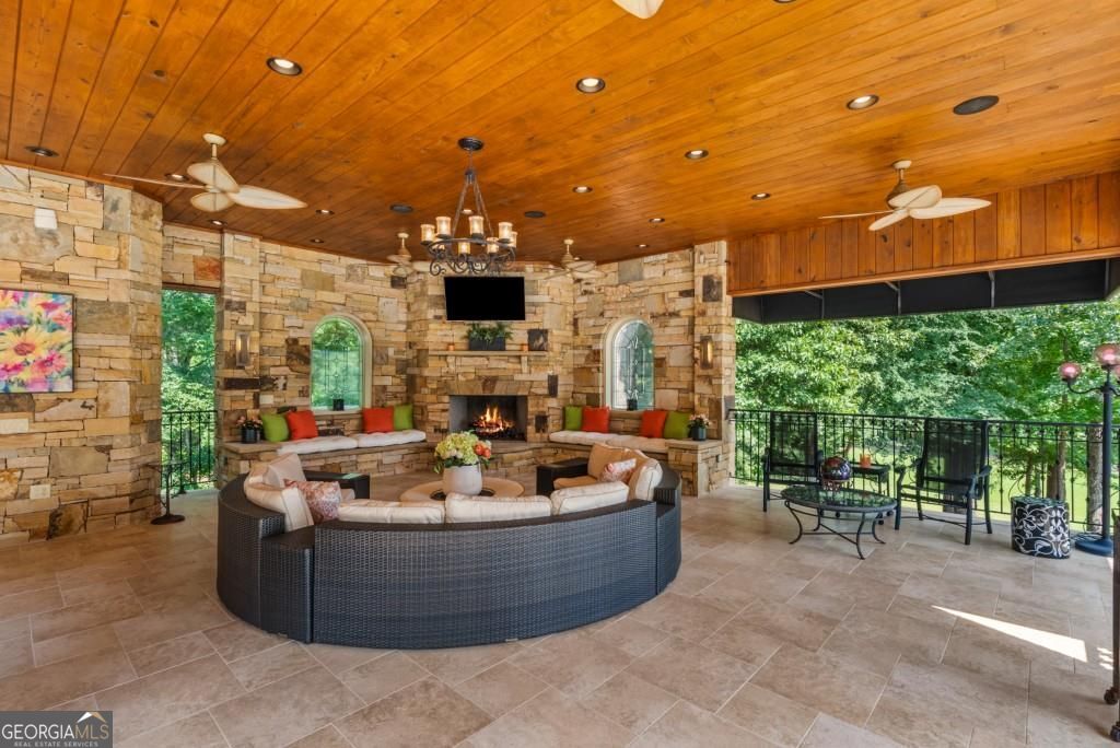 37 Retreat Ridge Cartersville GA 30120