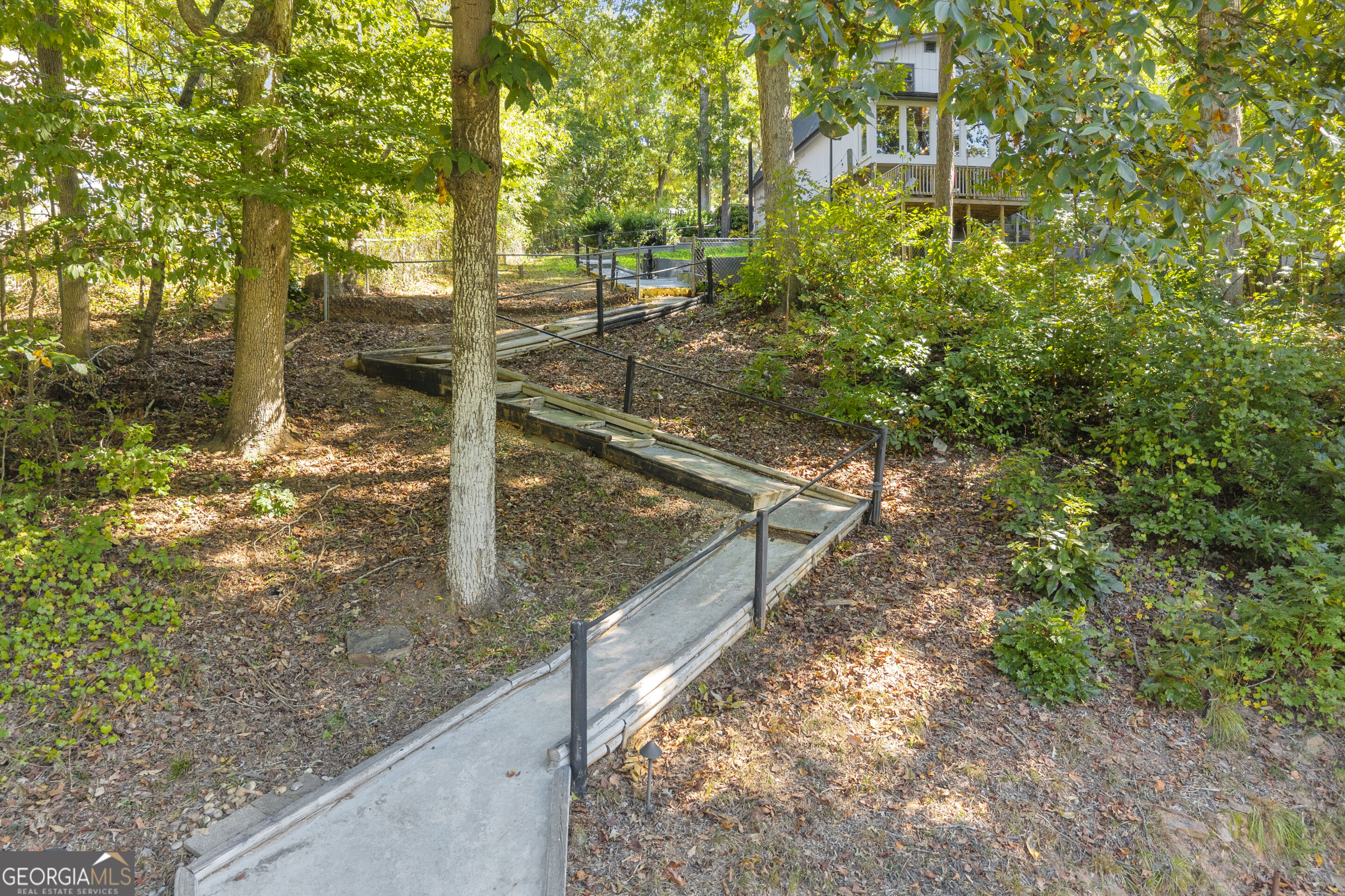 381 Bow Drive Lavonia GA 30553