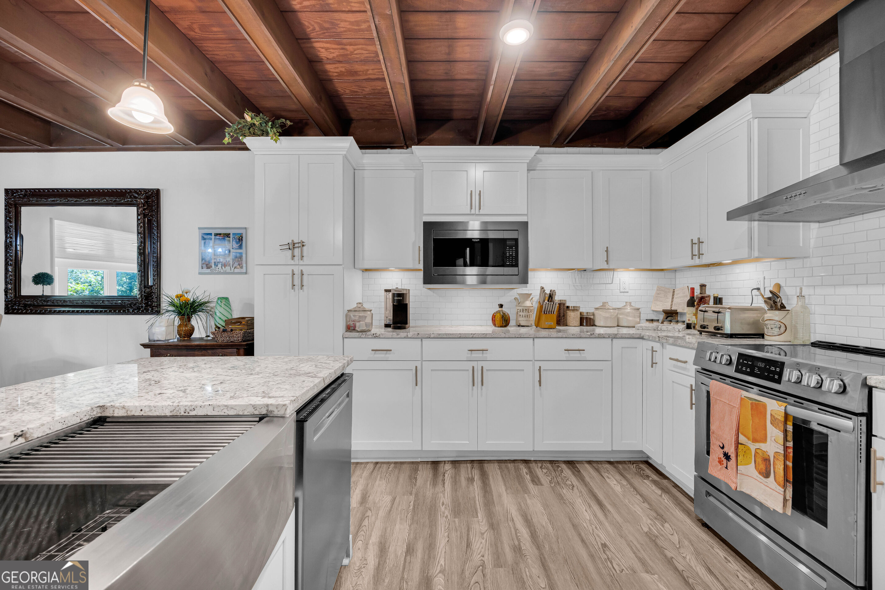 381 Bow Drive Lavonia GA 30553
