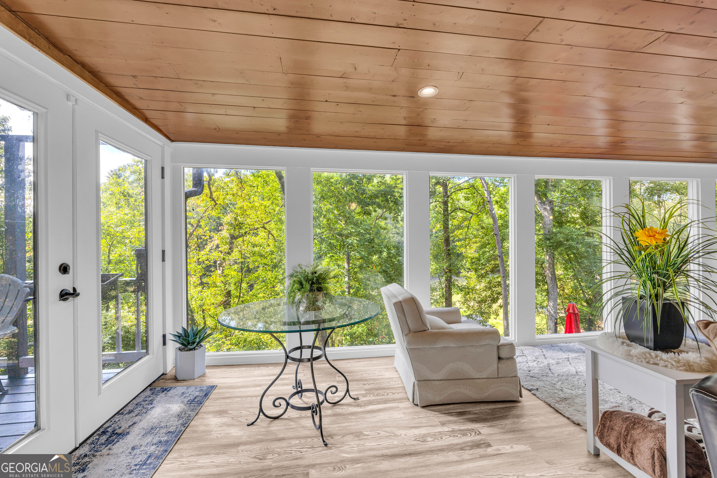 381 Bow Drive Lavonia GA 30553