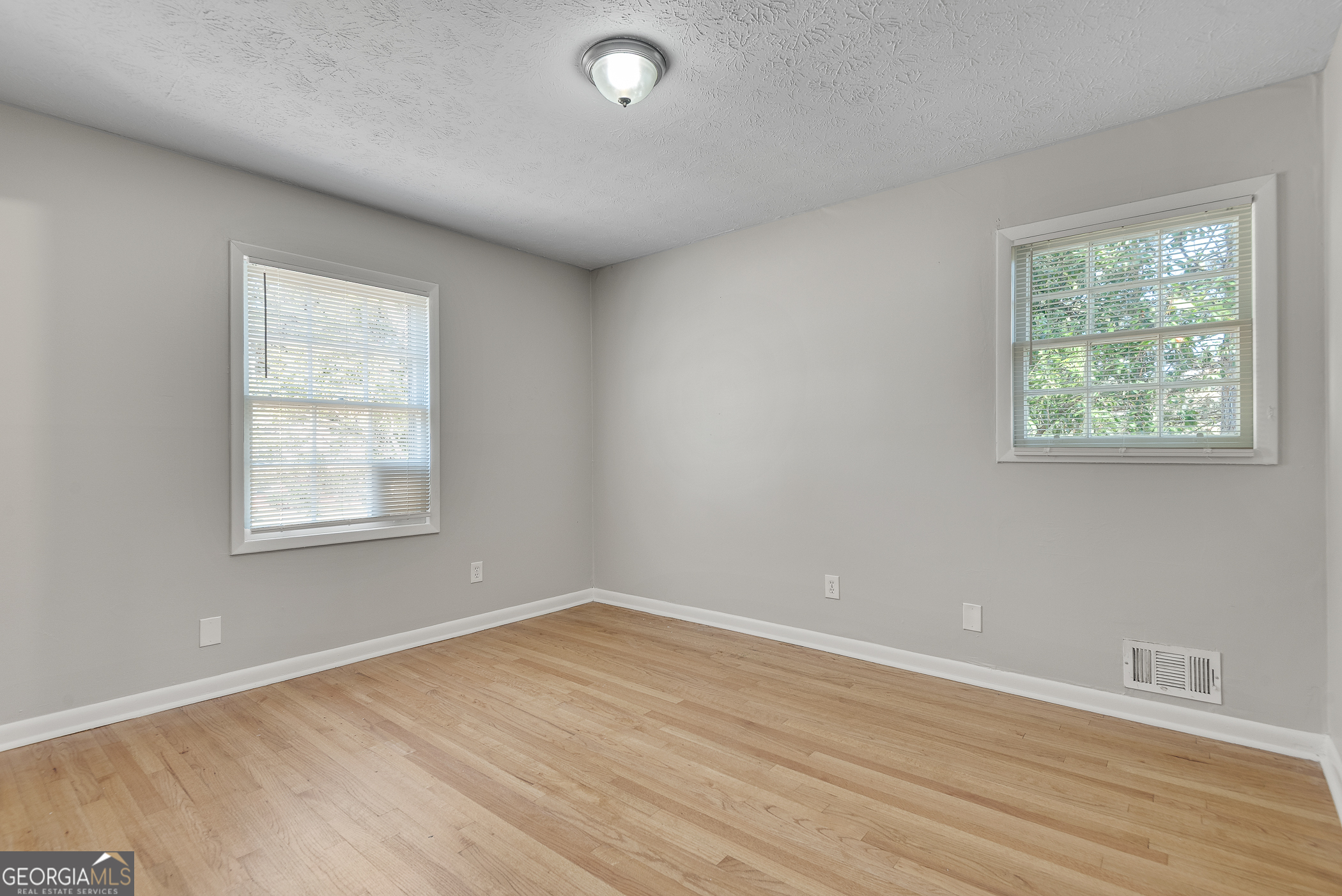 6278 Thornhedge Drive Riverdale GA 30296