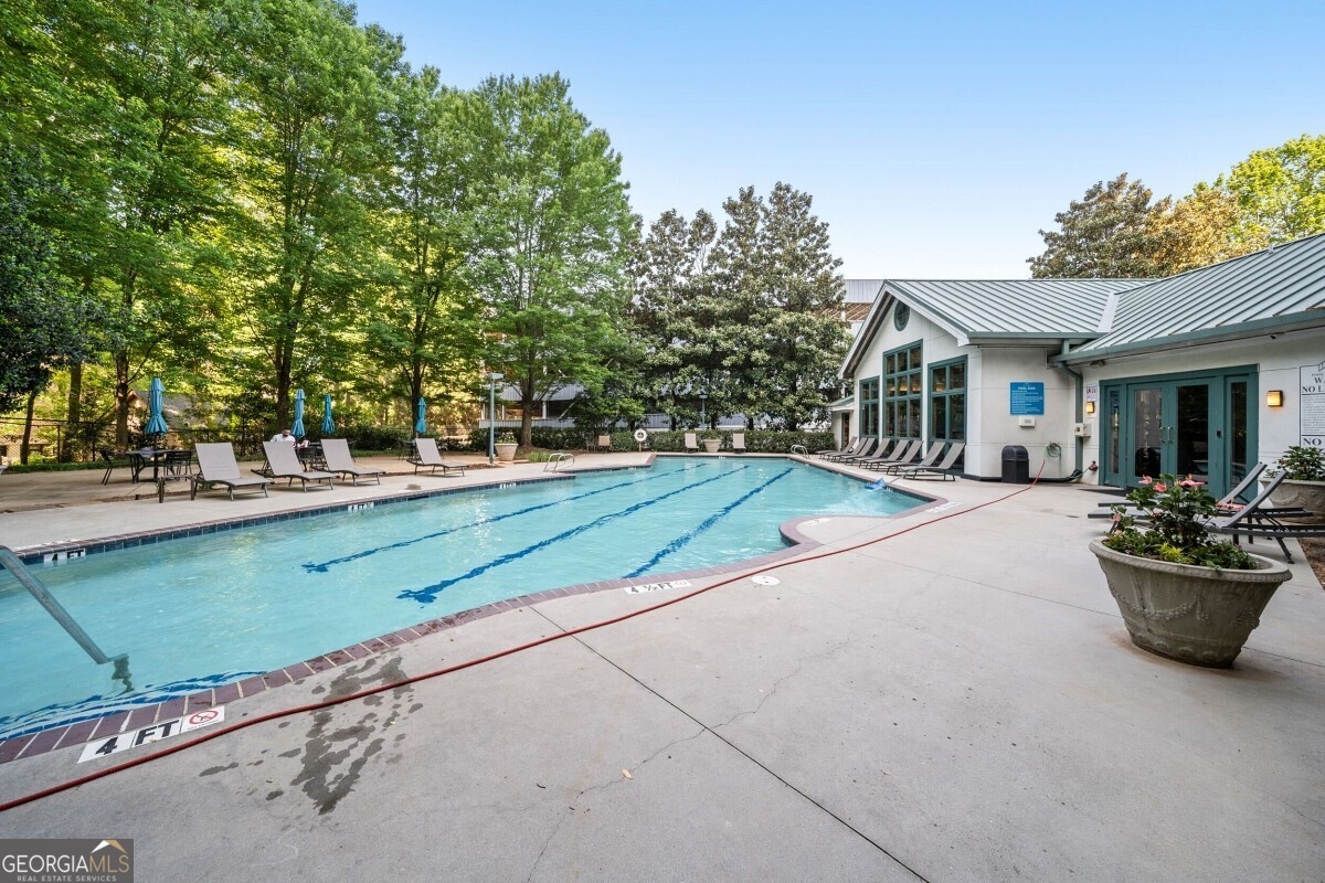 2870 Pharr Court NW Atlanta GA 30305