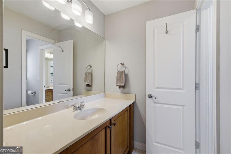 7585 Yacht Club Drive Cumming GA 30041