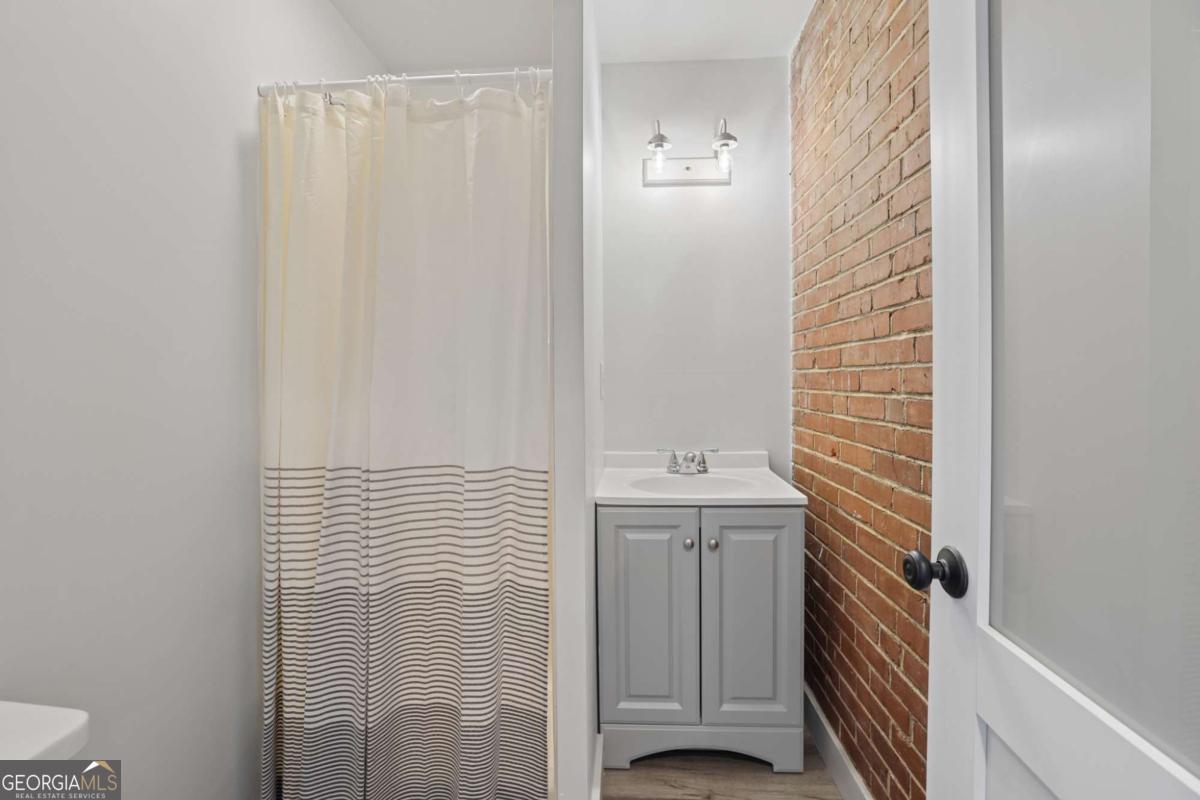 200 S Jackson Street Hartwell GA 30643