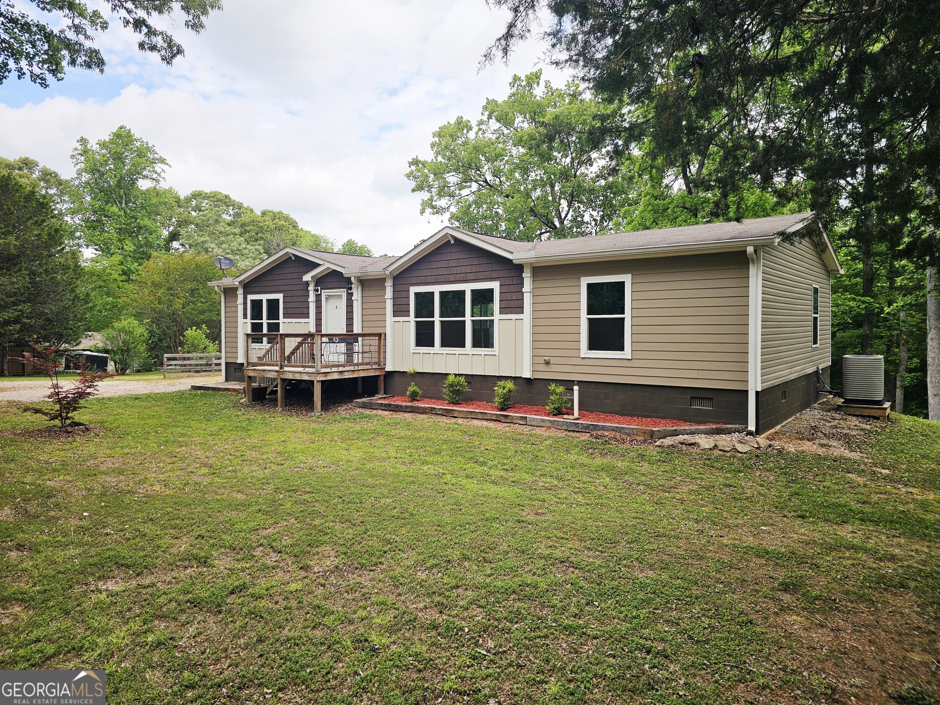 3585 W. Highway 34 Newnan GA 30263