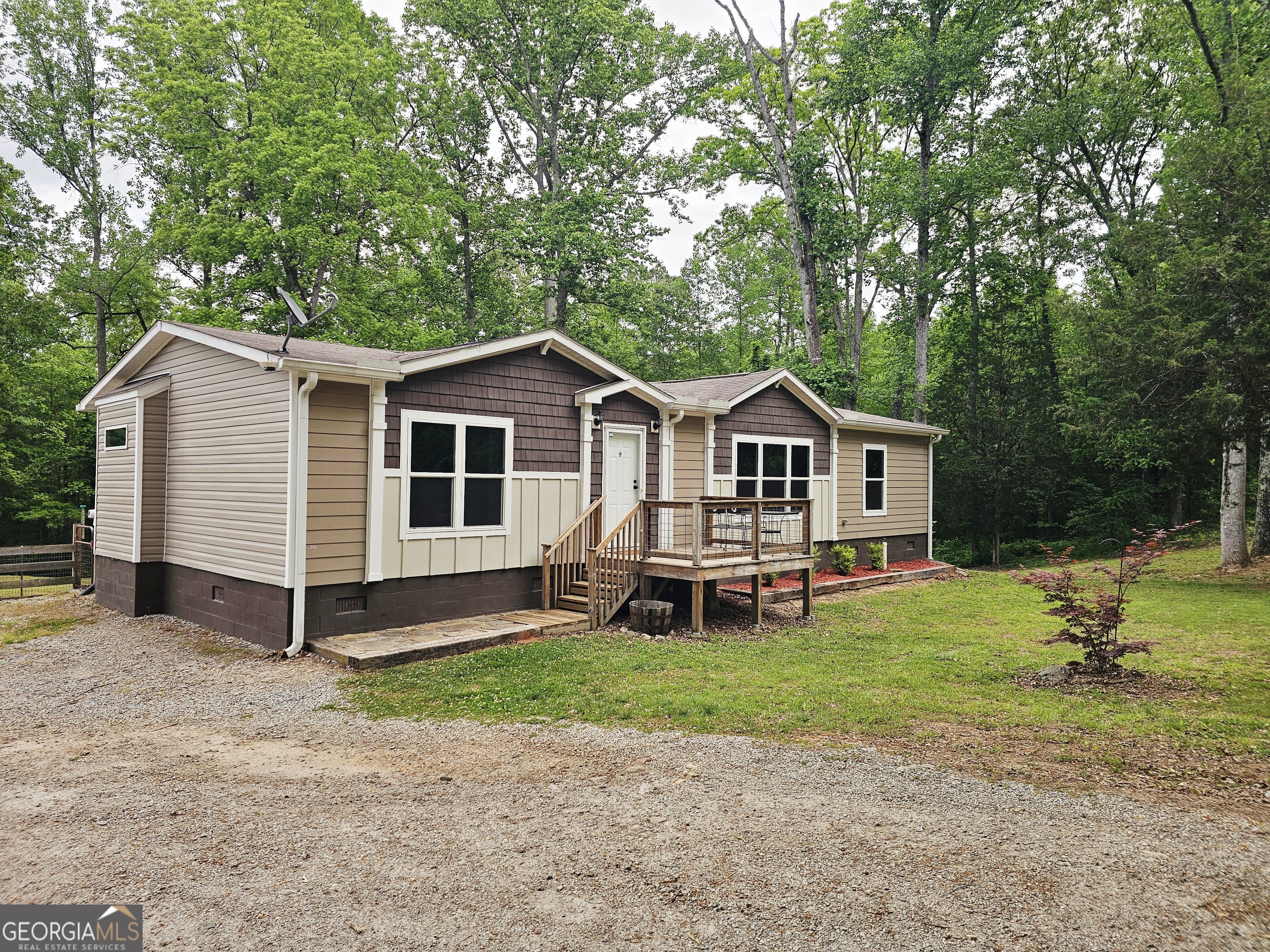 3585 W. Highway 34 Newnan GA 30263